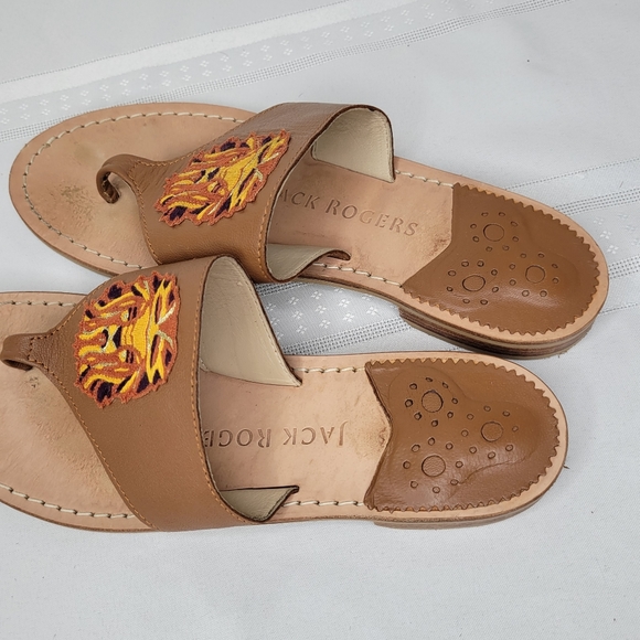 Jack Rogers Luggage Leo Embroidery Leather Sanda size 8 Sandals Made in … - Picture 4 of 16